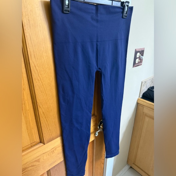 SOMA Super Stretchy Tummy Control Navy Blue Leggings - Picture 4 of 4